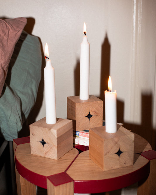 HOLLOW CANDLESTICK HOLDER