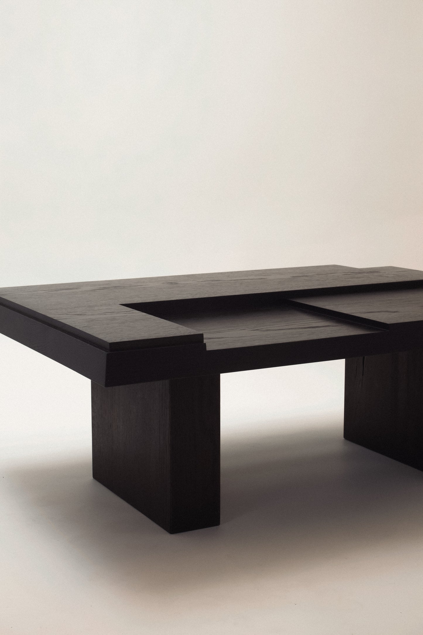 PRAETORIAN LOW COFFEE TABLE