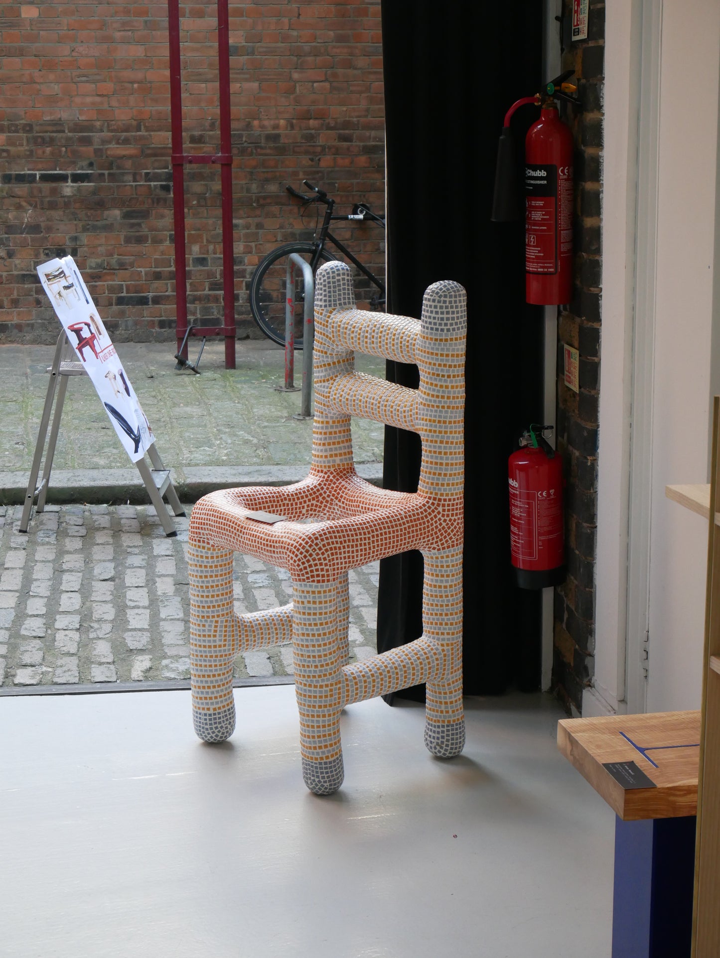 DAY CHAIR (2)