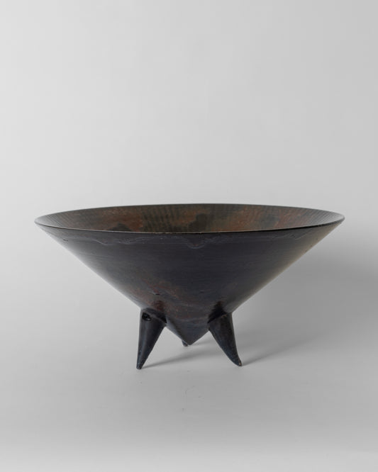 FOOTED VESSEL II