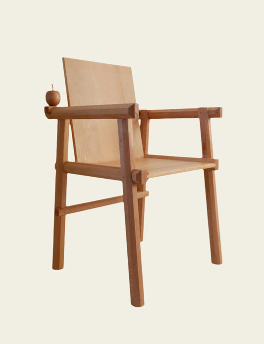 APPLE CHAIR