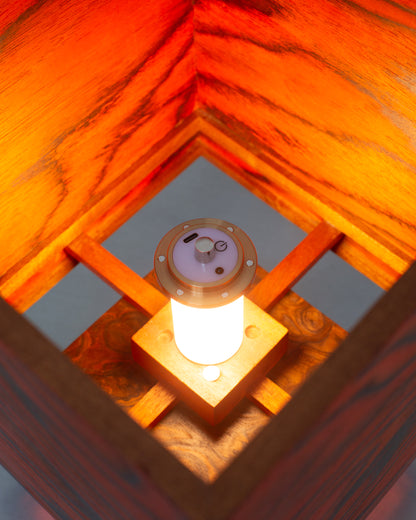 TOO CUBE LAMP
