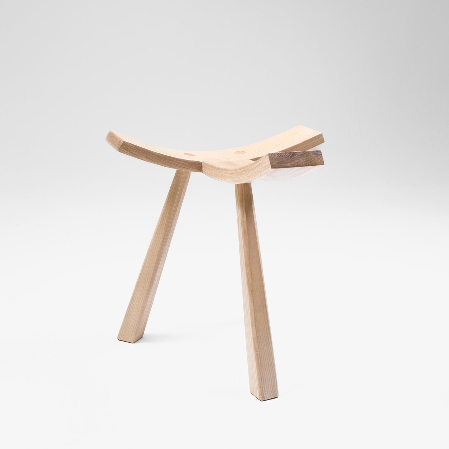 'T' STAKED STOOL