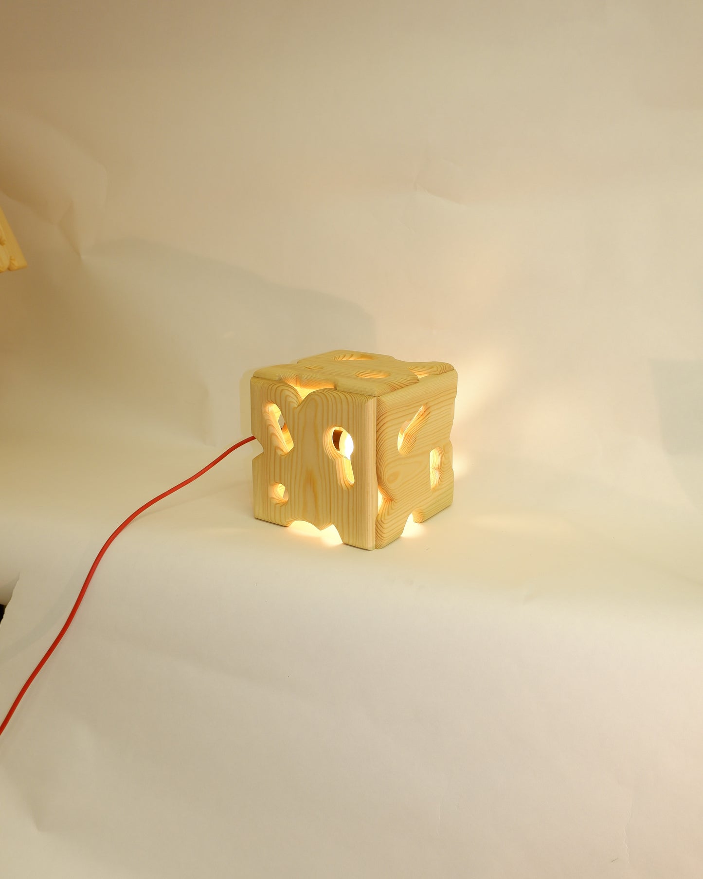 CUT OUT LIGHT CUBE