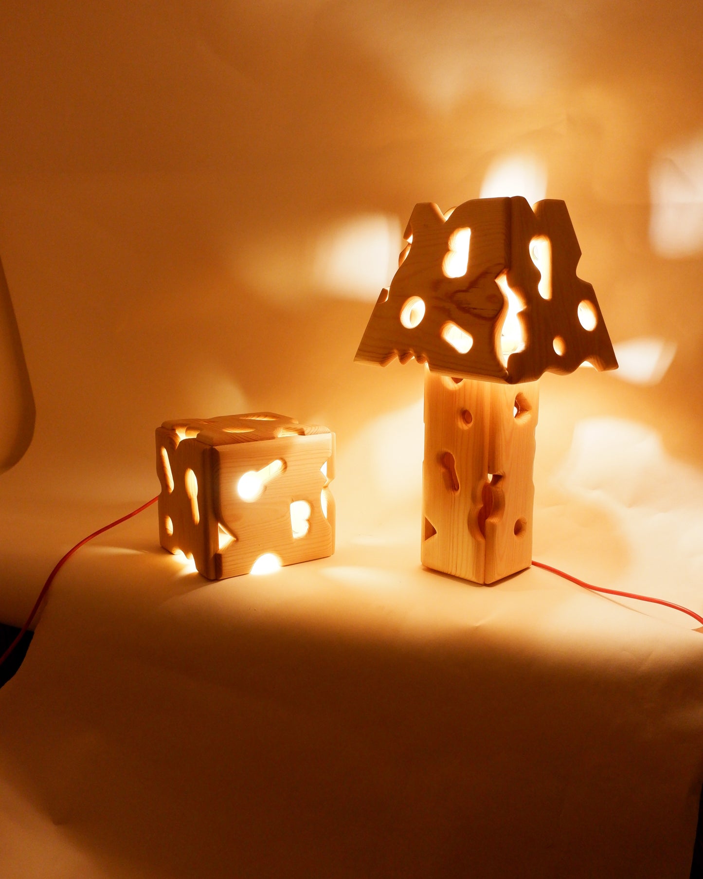 CUT OUT LIGHT CUBE
